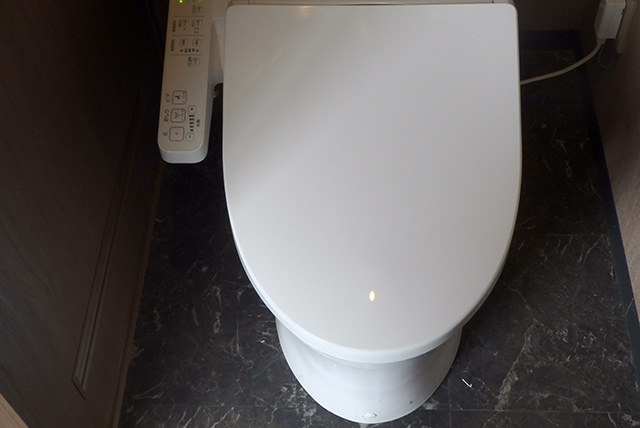 最新のトイレを完備